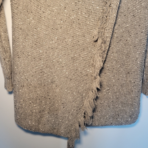 Ceasikery Asymmetrical Fringe Hem Faux‎ Wrap Sweater Womens Size M Pullover Gray - Picture 11 of 12